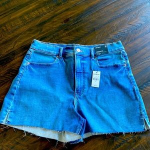 Jean shorts-women’s